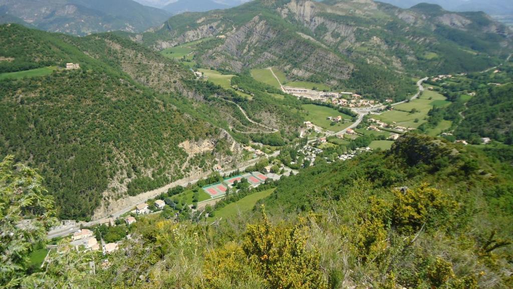 Camping Du Bourg Digne-les-Bains Exterior foto