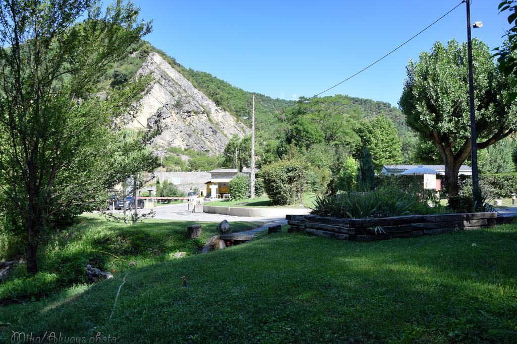 Camping Du Bourg Digne-les-Bains Exterior foto