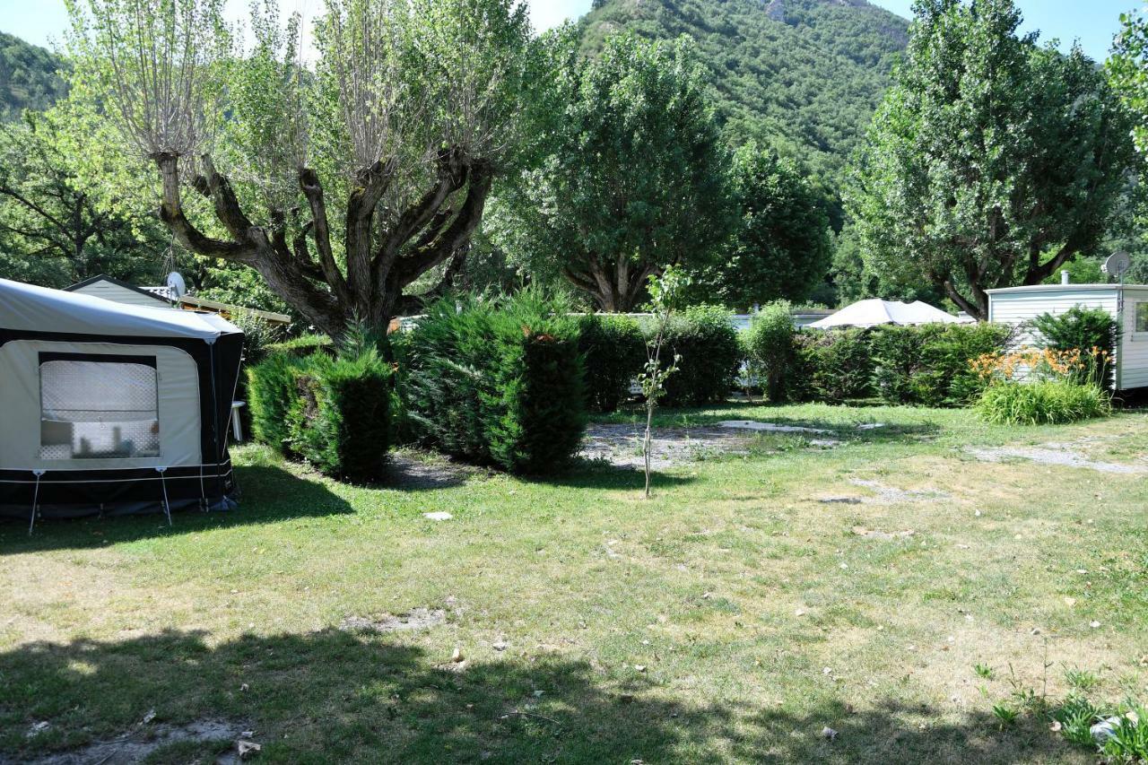 Camping Du Bourg Digne-les-Bains Exterior foto